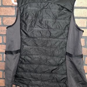 Ladies Avia vest. Size XL